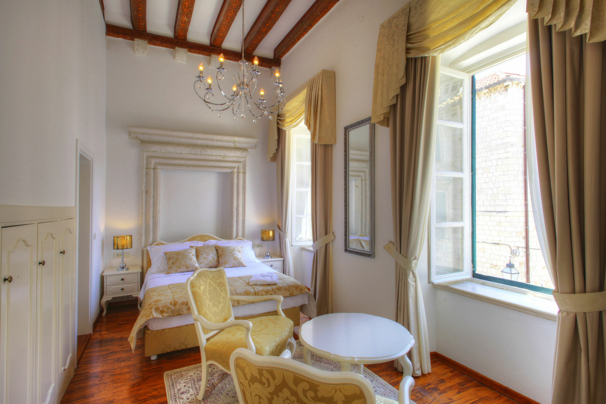 Deluxe * Dubrovnik
